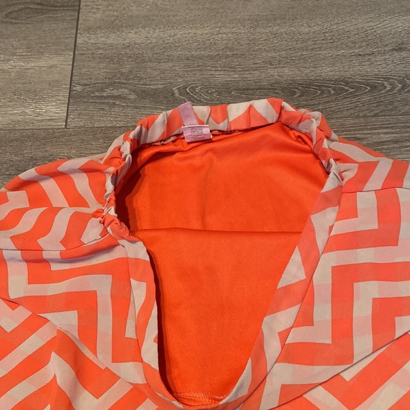 3 hearts asymmetrical chevron skirt. Size. M - Picture 2 of 4